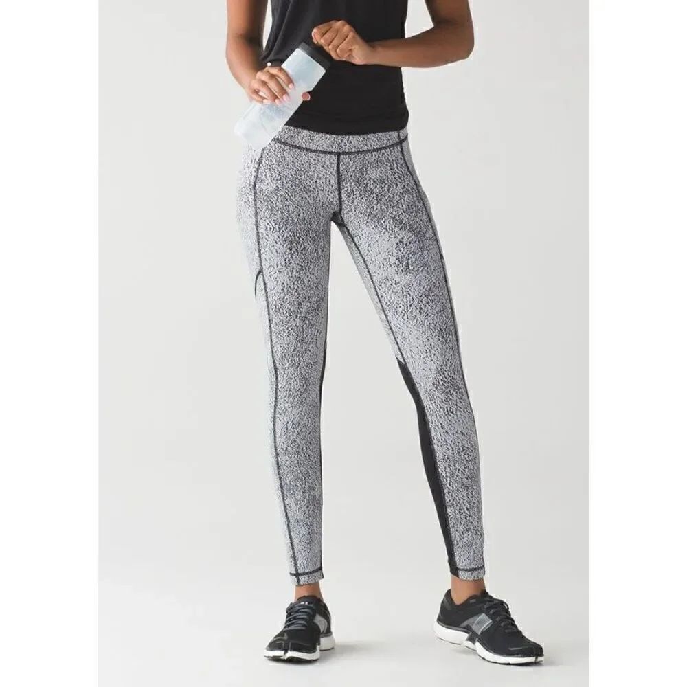 Womens Lululemon Speed Tight V